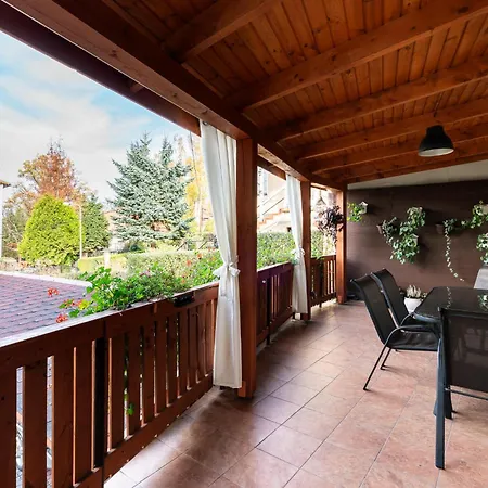 아파트 Rubinowy *